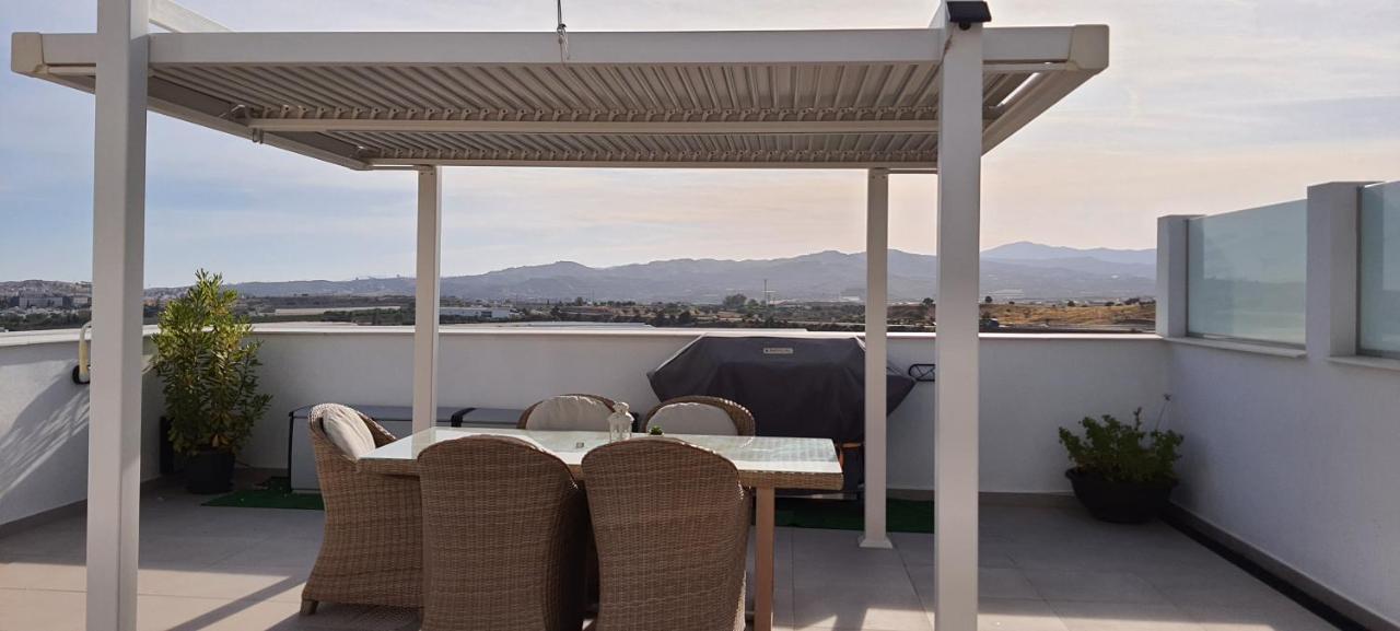 Baviera Hills Holiday Apartment カレタ・デ・ベレス エクステリア 写真