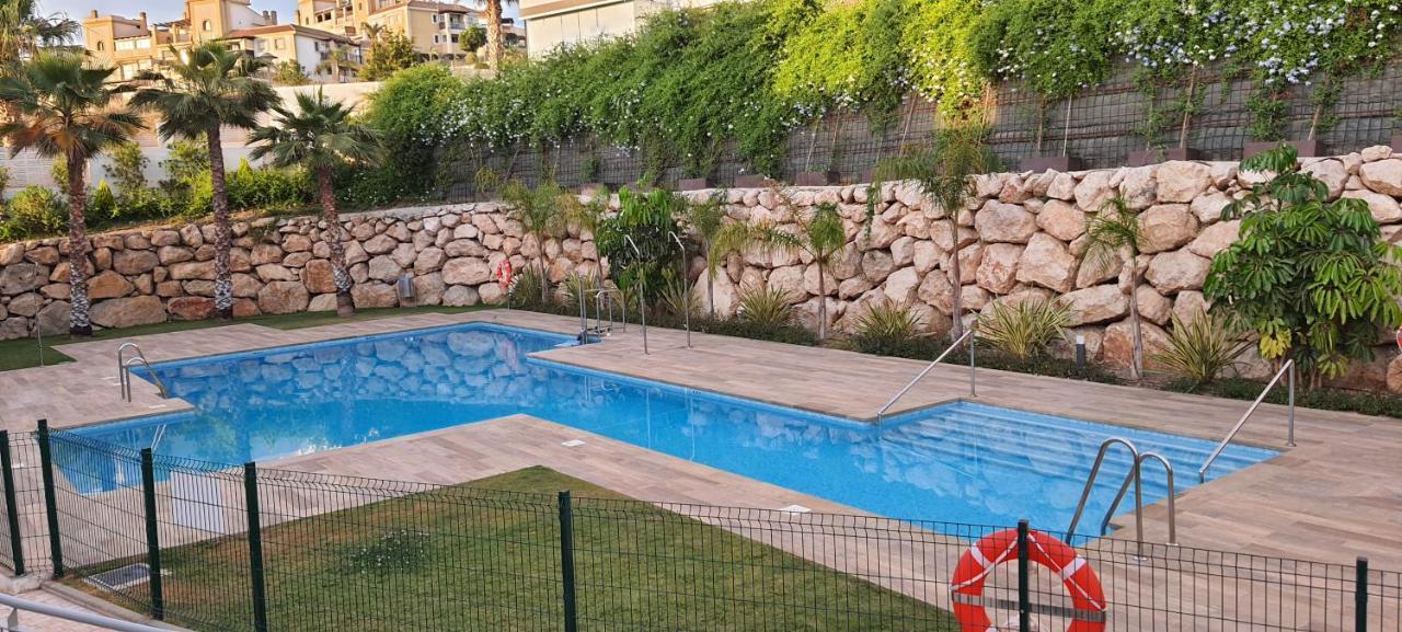 Baviera Hills Holiday Apartment カレタ・デ・ベレス エクステリア 写真