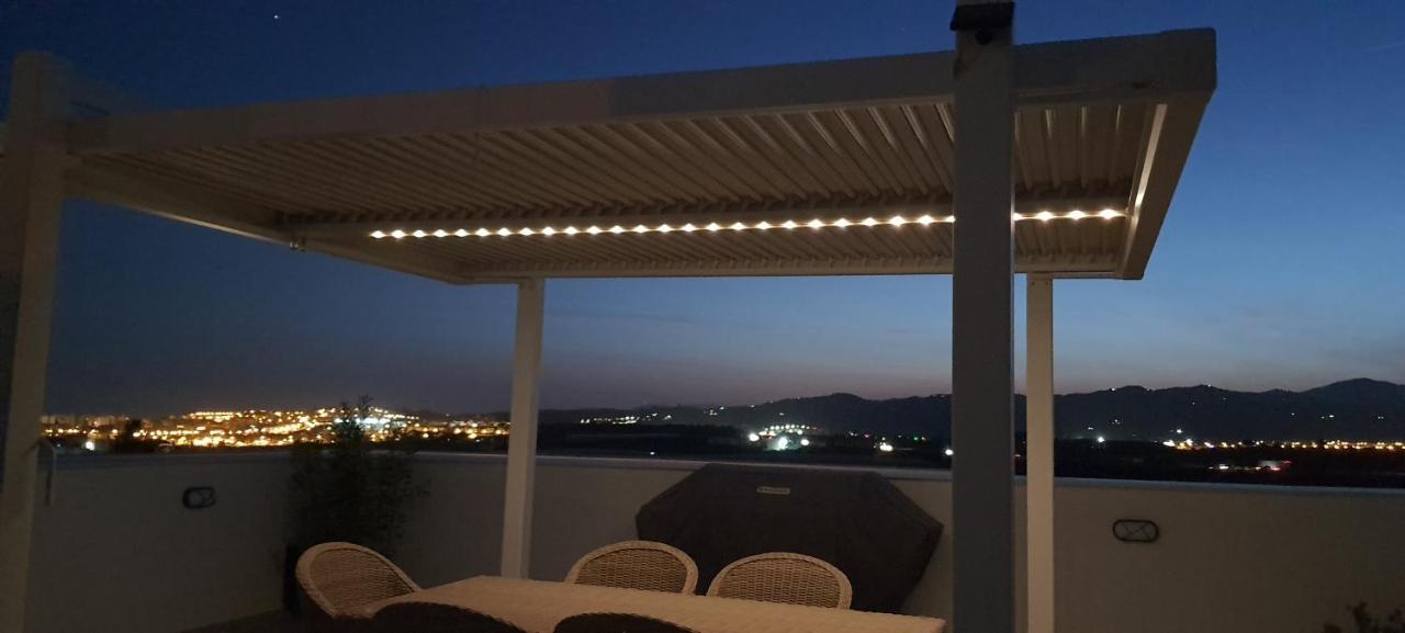 Baviera Hills Holiday Apartment カレタ・デ・ベレス エクステリア 写真